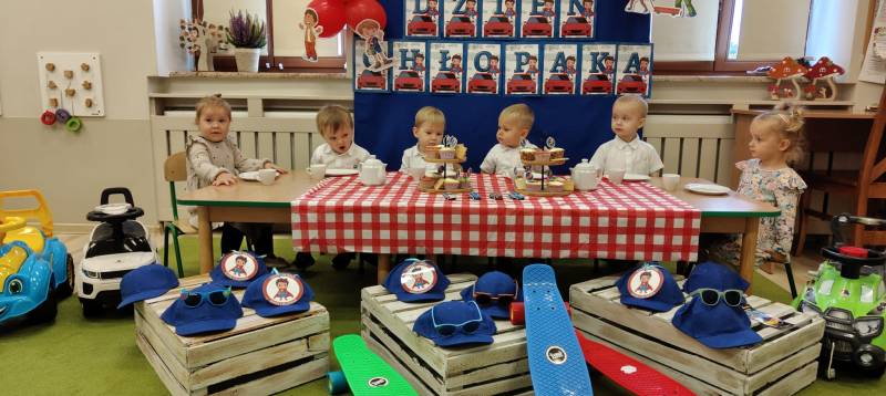 Chłopaki rządzą w Akademii Malucha.