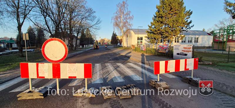 Zamknięta droga przy MOSiR